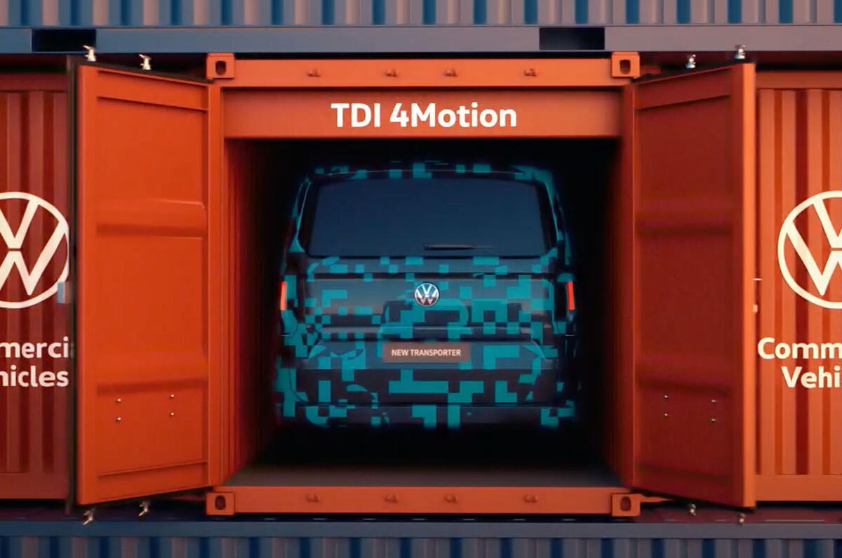 Volkswagen Transporter 2024 teaser rear 2 Volkswagen Transporter 2024 teaser rear 2