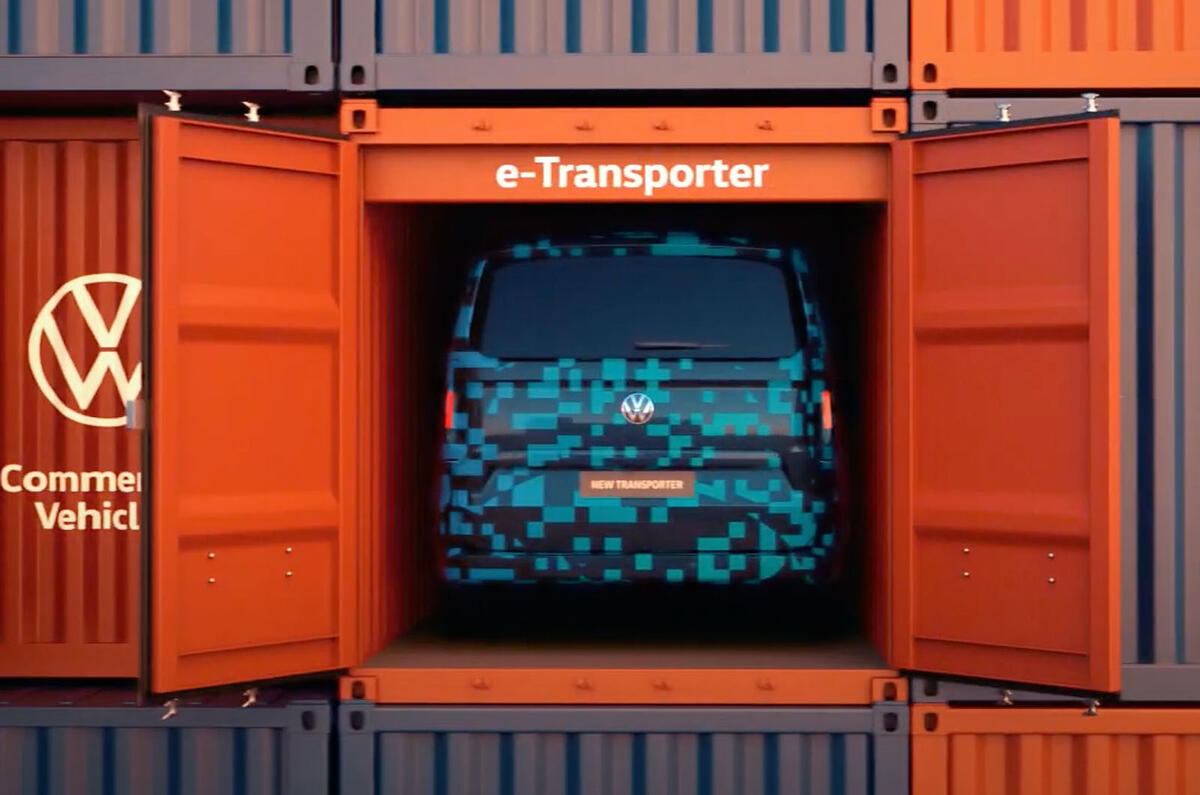 Volkswagen Transporter 2024 teaser rear 4 Volkswagen Transporter 2024 teaser rear 4