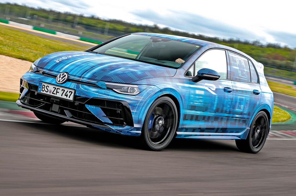 Volkswagen golf r front three quarter Volkswagen golf r front three quarter