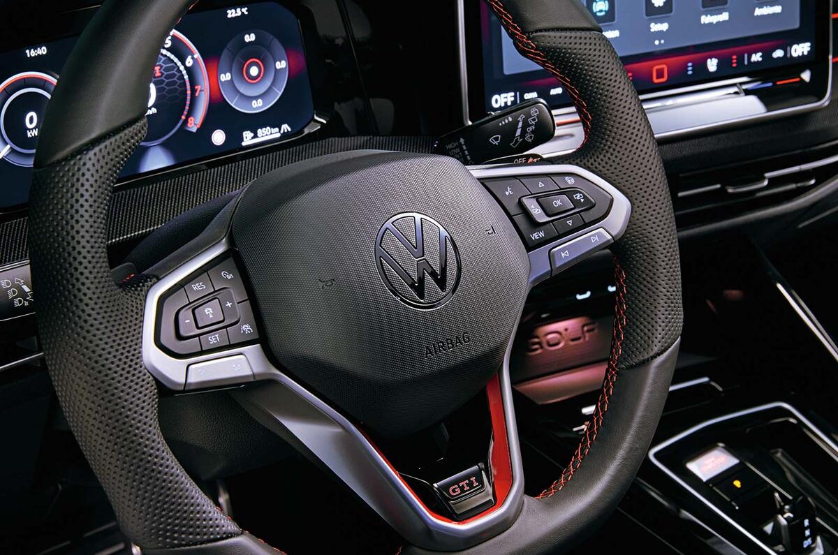 Volkswagen Golf steering wheel Volkswagen Golf steering wheel