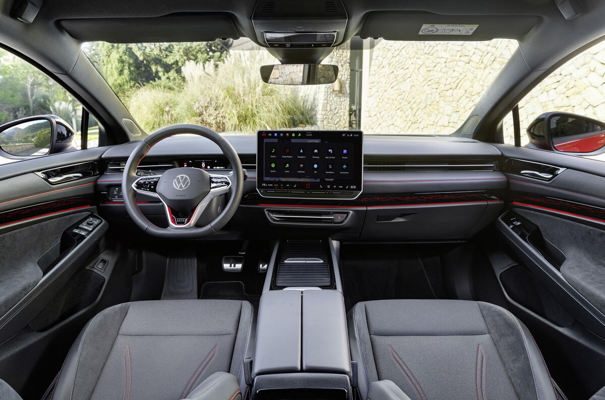 Volkswagen ID 7 front cabin