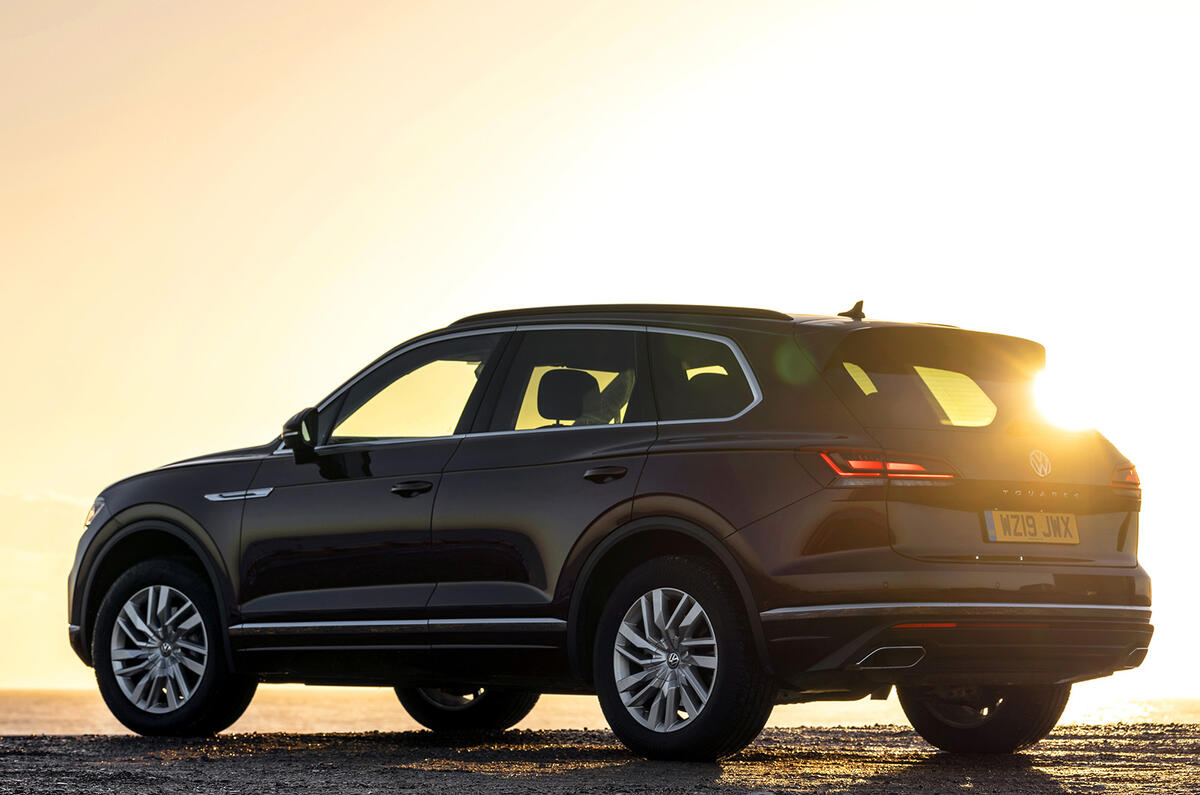 VW Touareg V6 petrol rear
