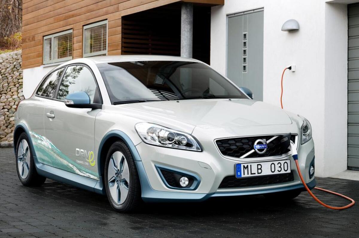 Volvo charging