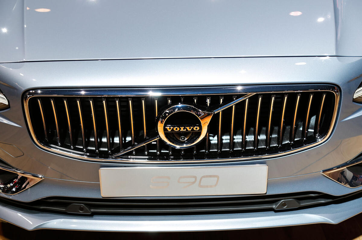 Volvo S90