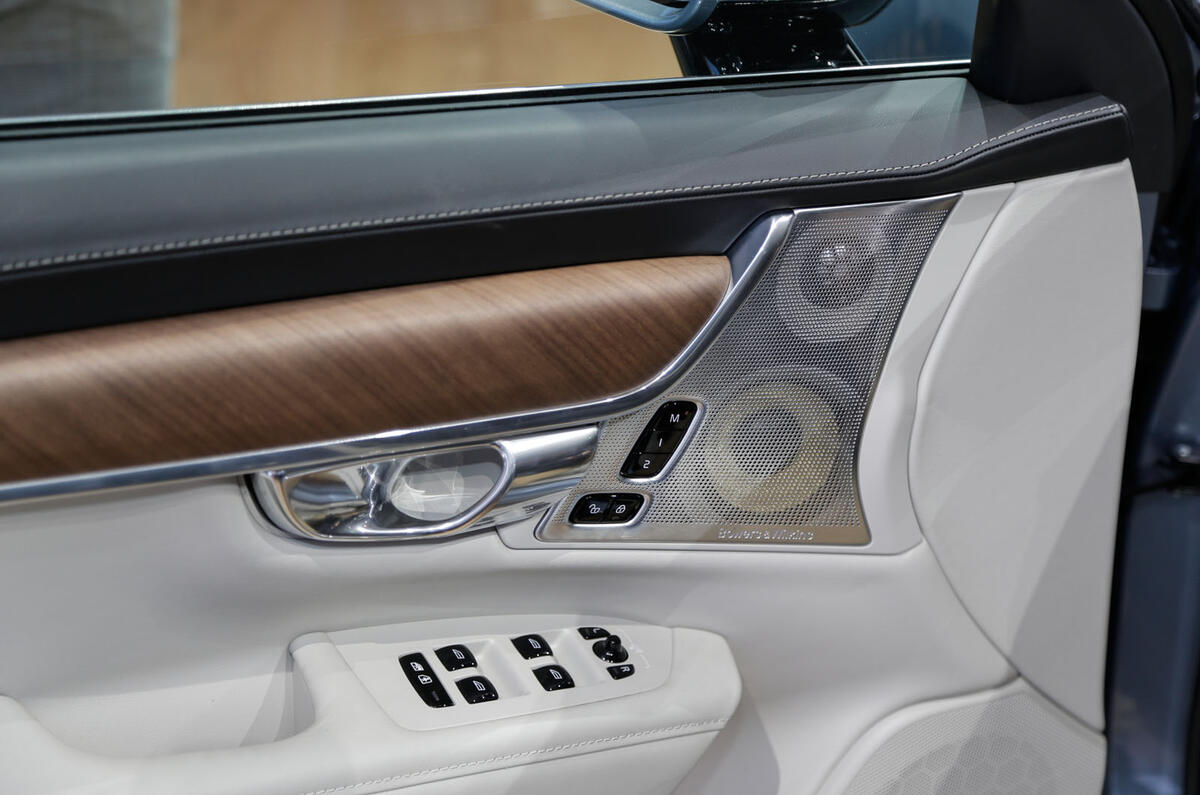 Volvo S90