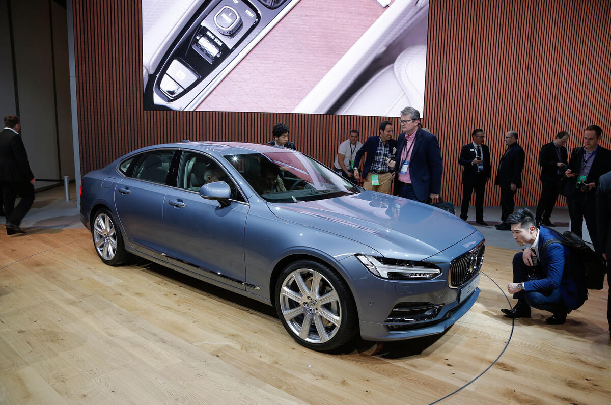 Volvo S90