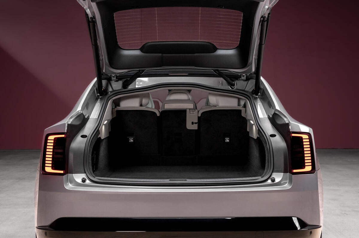 Volvo ES90 studio boot Volvo ES90 studio boot