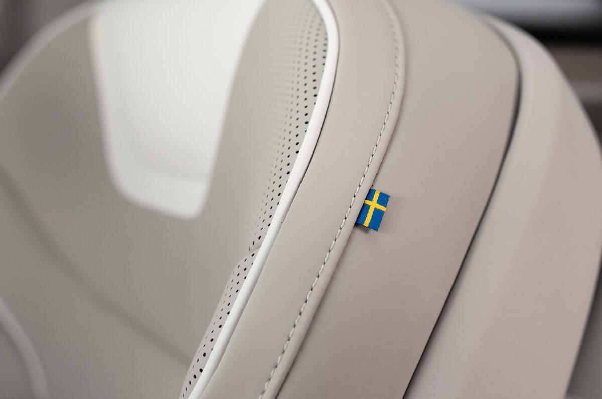 Volvo ES90 studio seat close Volvo ES90 studio seat close