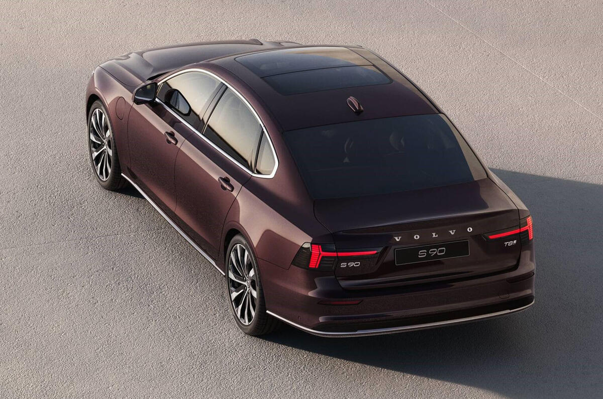 Volvo S90 facelift rear quarter