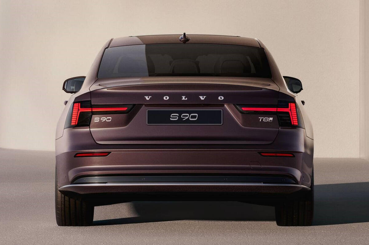 Volvo S90 facelift rear
