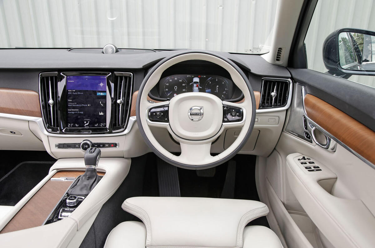 Audi A6 vs Lexus GS vs Mercedes-Benz E-Class vs Volvo S90 - executive car group test