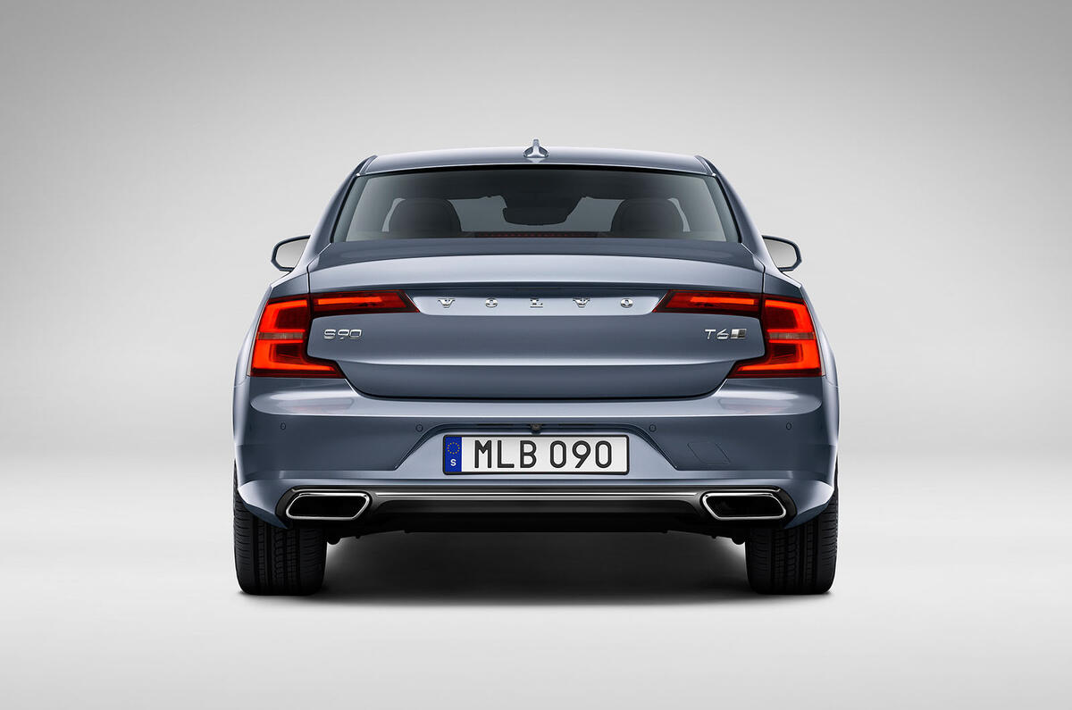 Volvo S90 rear studio
