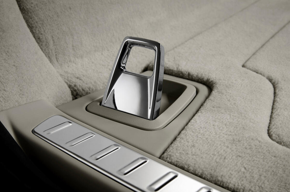 2016 Volvo V90