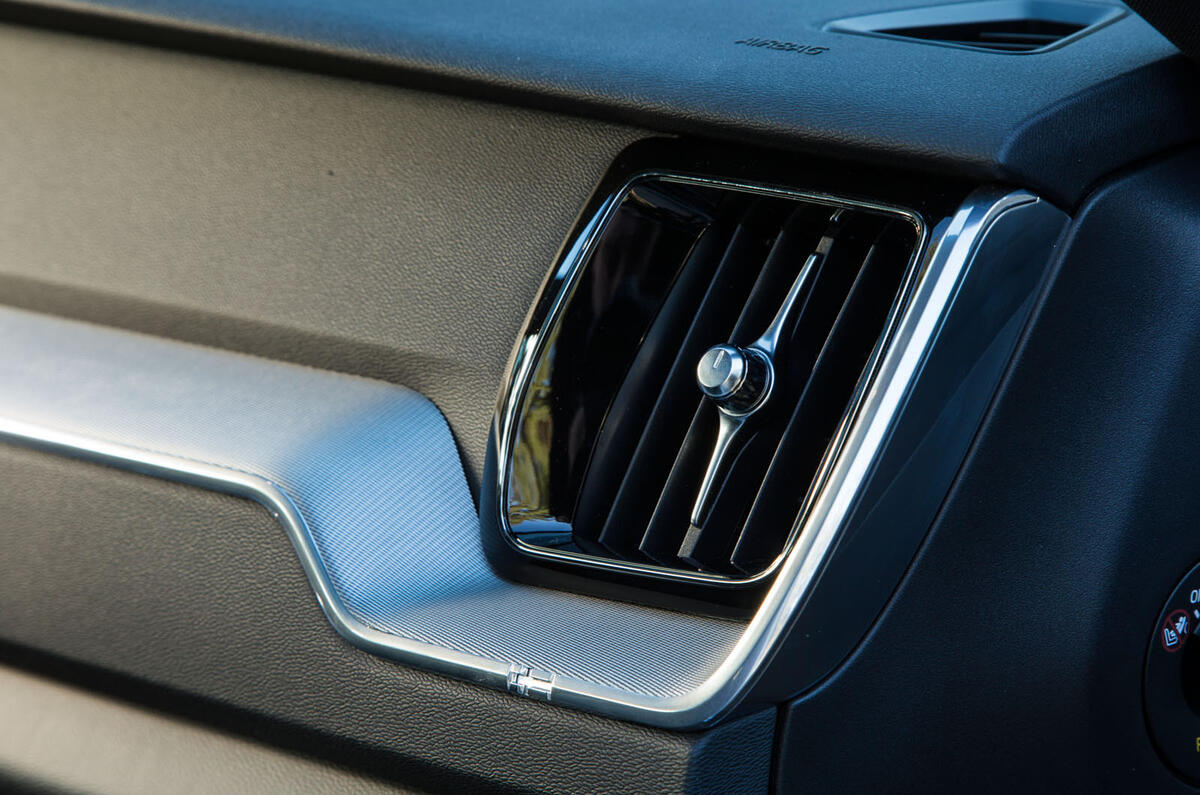 2017 Volvo XC60 set to take on Jaguar F-Pace