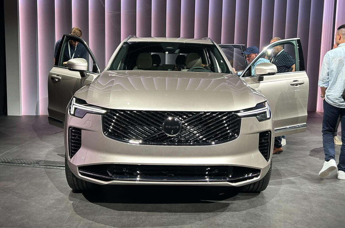 Volvo XC90 2024 facelift 1