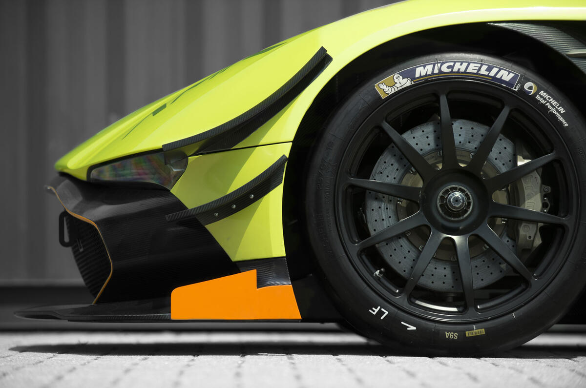 Aston Martin unveils hardcore Vulcan AMR Pro