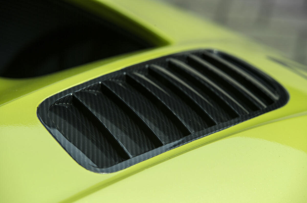 Aston Martin unveils hardcore Vulcan AMR Pro