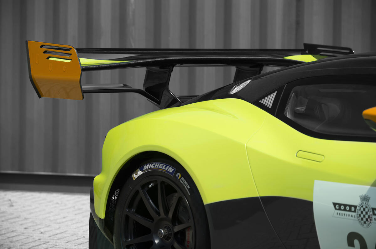 Aston Martin unveils hardcore Vulcan AMR Pro