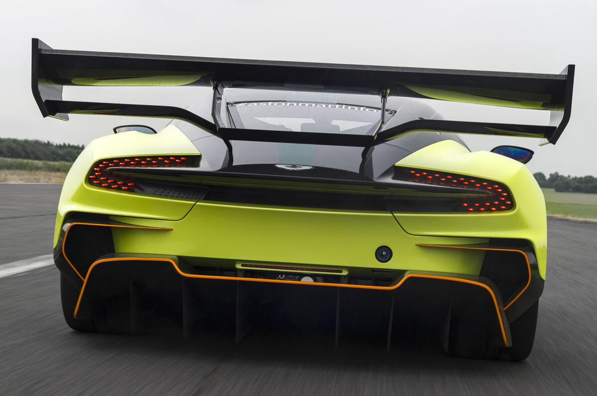 Aston Martin unveils hardcore Vulcan AMR Pro