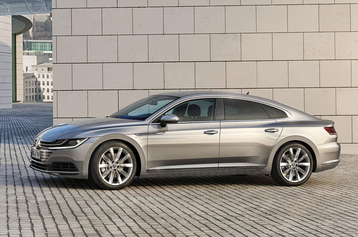 2017 Volkswagen Arteon makes public debut