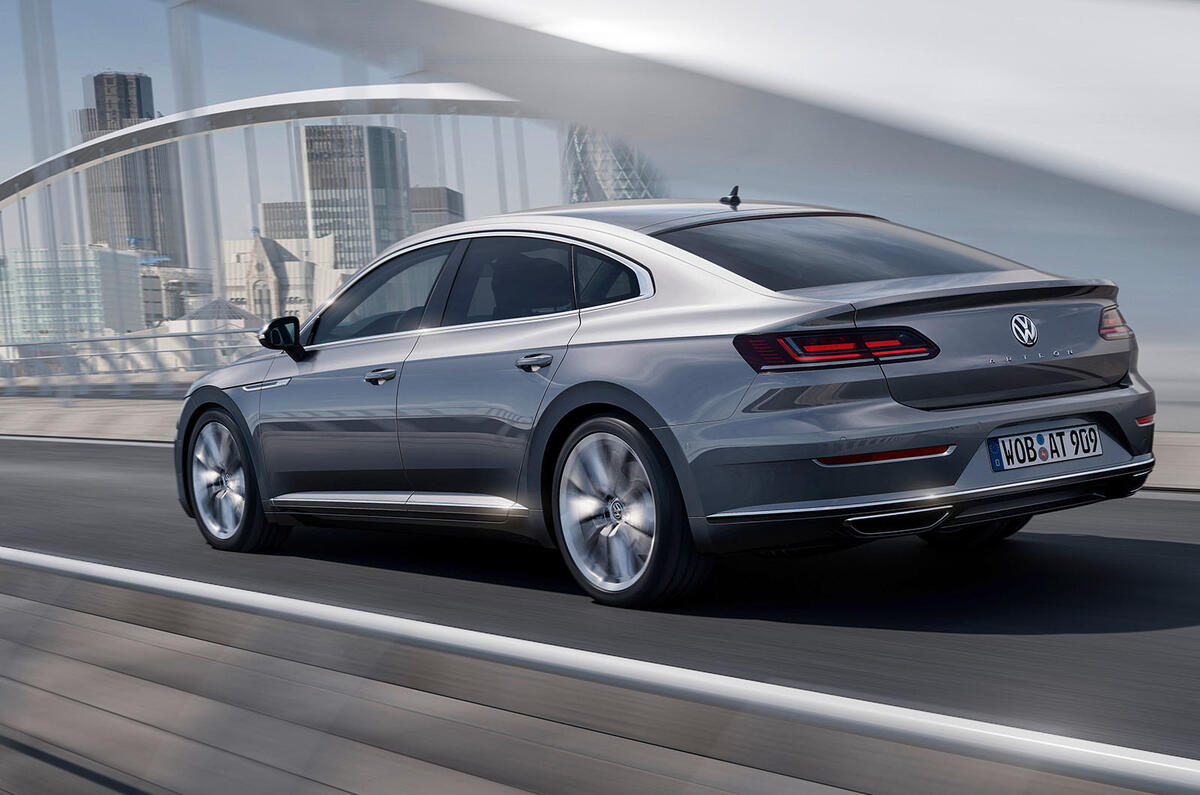 2017 Volkswagen Arteon makes public debut