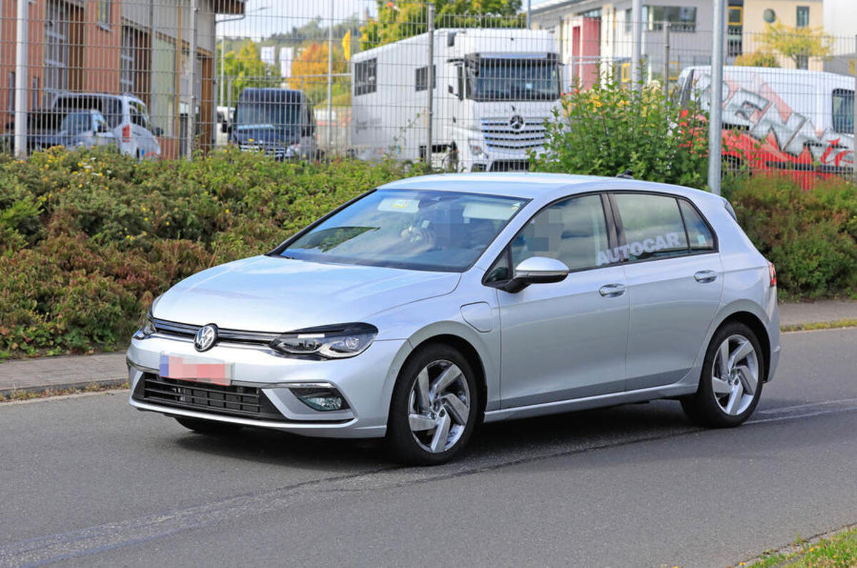 VW Golf Mk8 spyshot