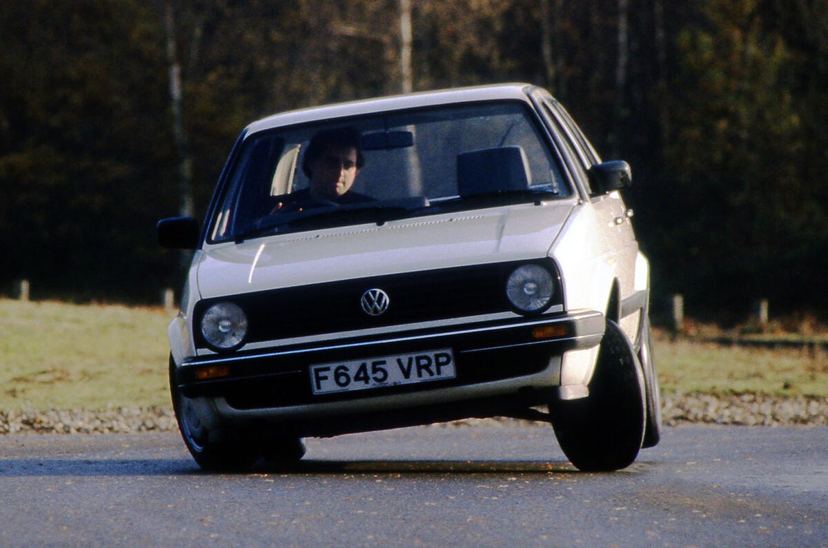 VW Golf Mk2 front cornering