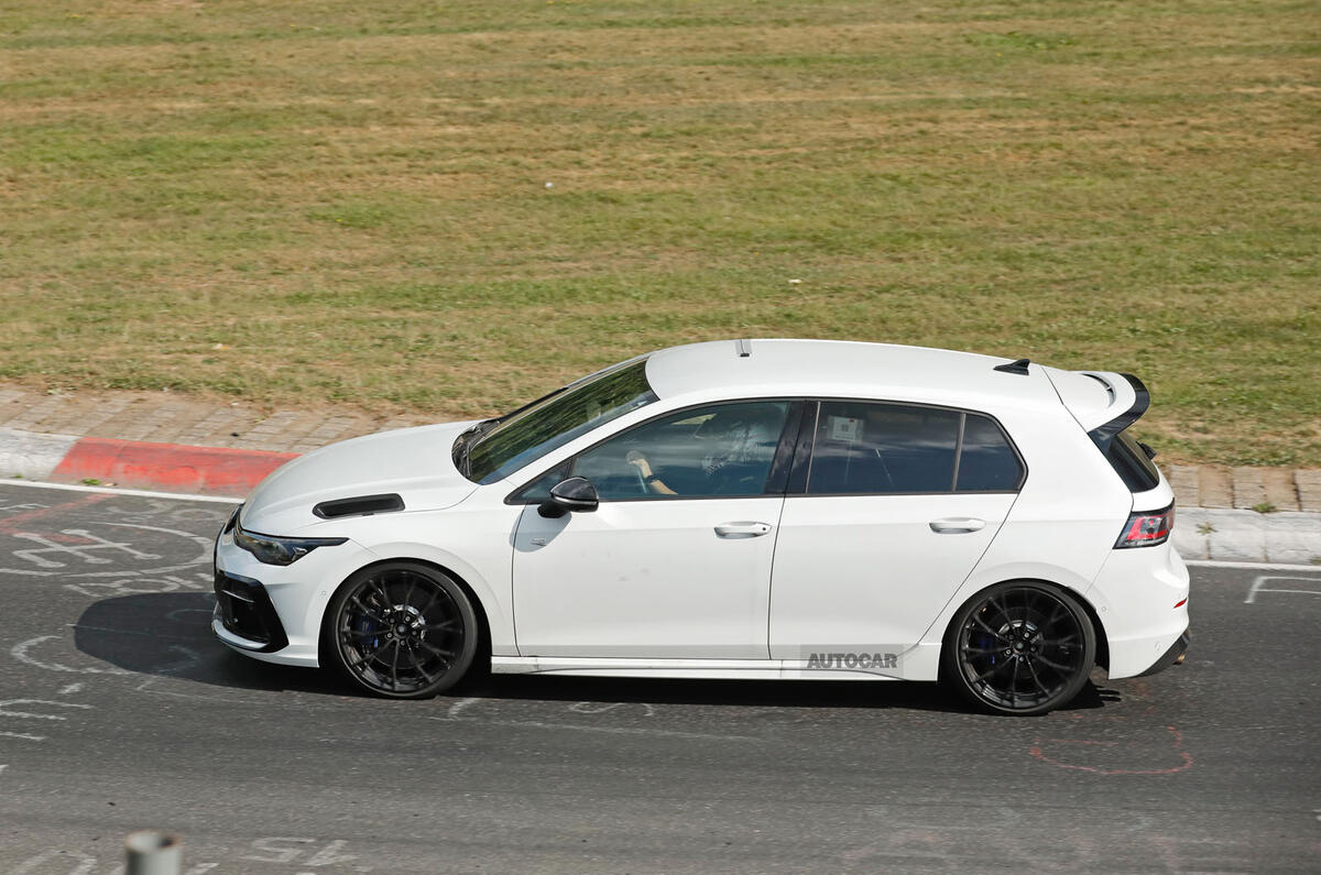 Next-gen VW Golf R