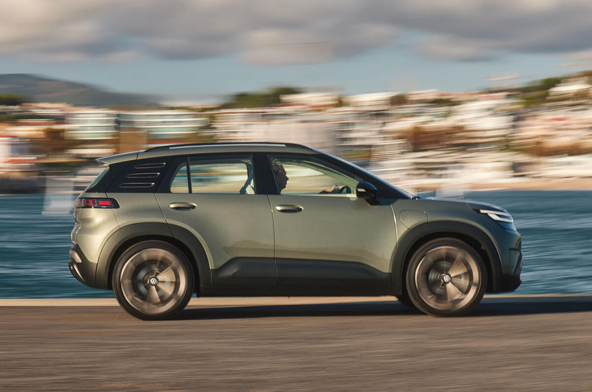 VW ID Cross Concept side tracking