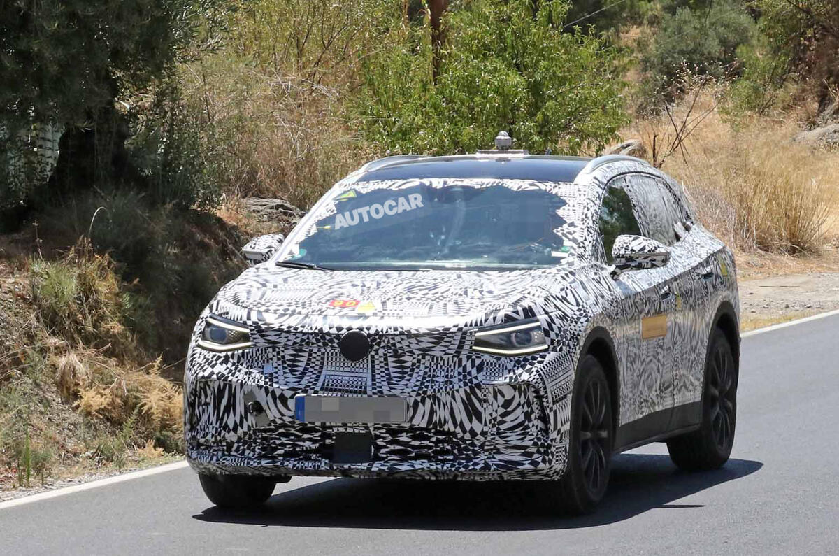 VW ID Crozz spies