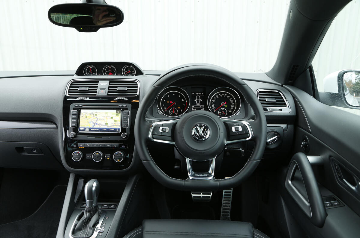 2015 Volkswagen Scirocco 2.0 TSI 220 R-Line DSG review ...