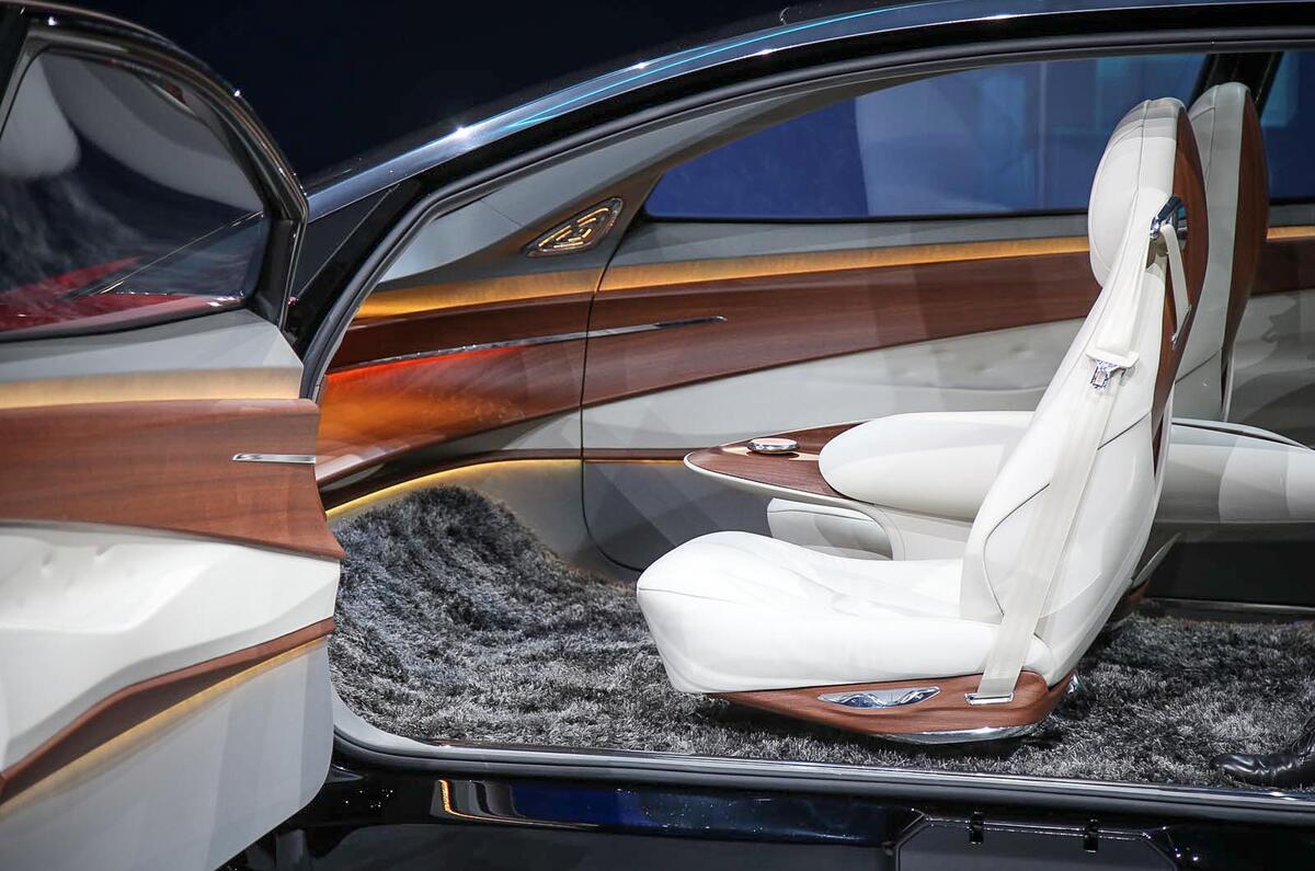 Volkswagen ID Vizzion concept