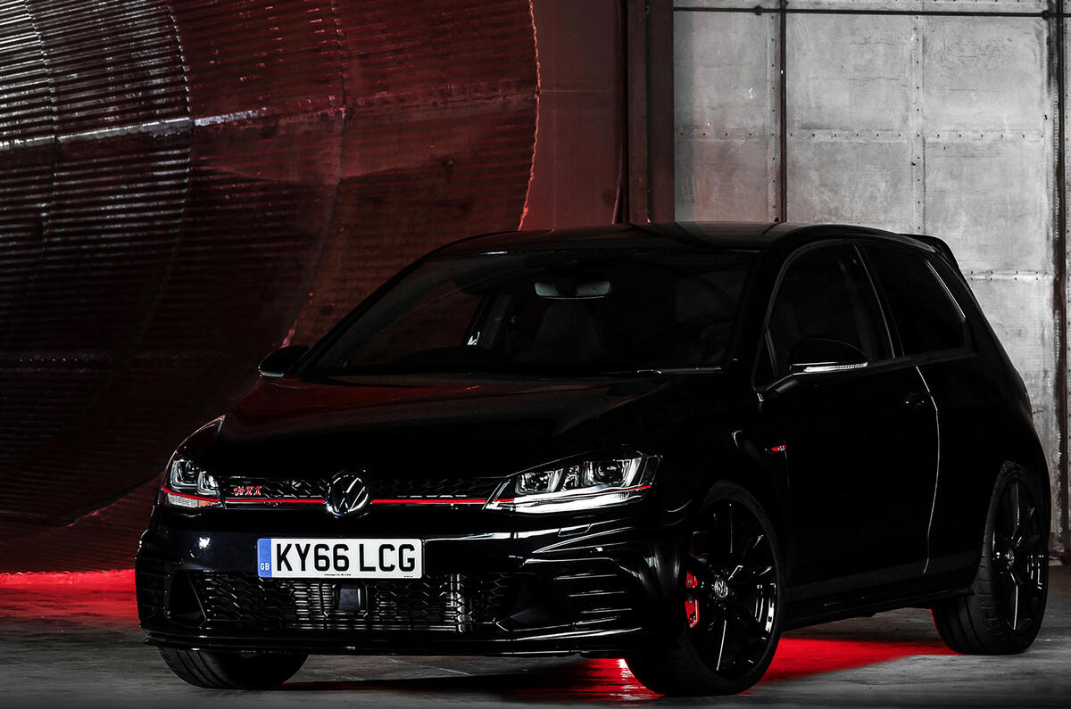 Volkswagen Golf GTI Clubsport S smashes own Nurburgring record