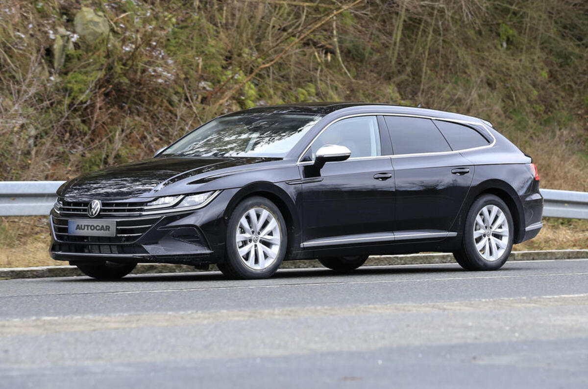 Arteon Shooting Brake mule testing  Arteon Shooting Brake mule testing