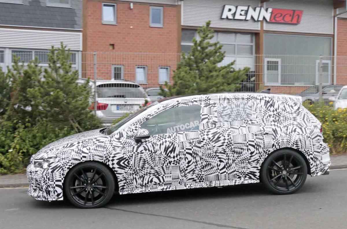 VW Golf GTI Mk8 spied VW Golf GTI Mk8 spied