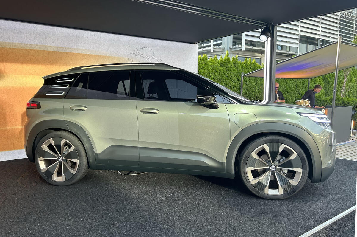 VW ID Cross side VW ID Cross side