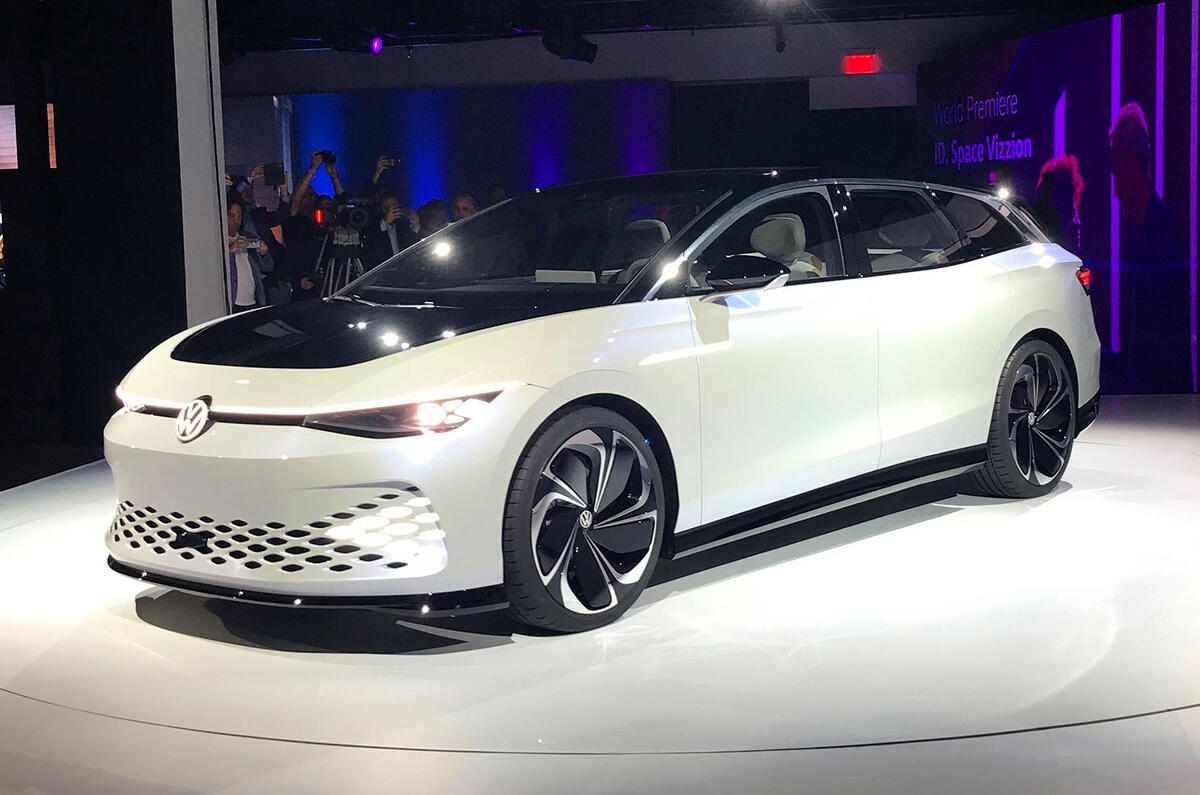 VW ID Space Vizzion at LA motor show 2019 - front