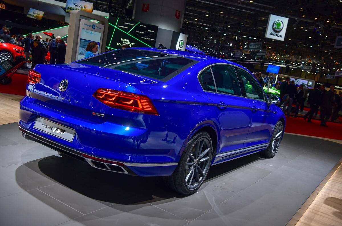 Volkswagen Passat R-line