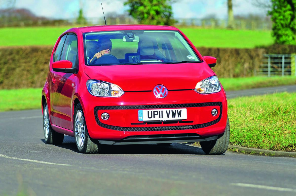 Volkswagen Up cornering- front