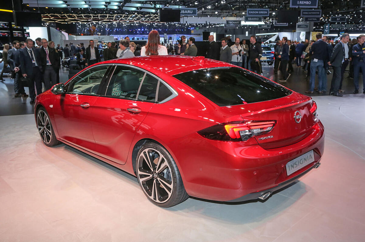 2017 Vauxhall Insignia Grand Sport officially revealed
