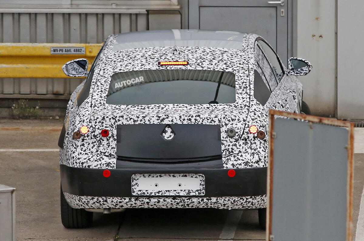 Vauxhall Insignia spy shots