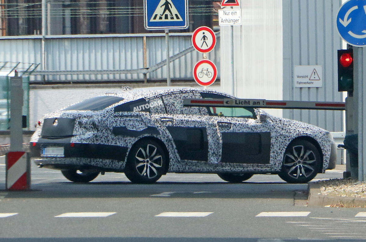 Vauxhall Insignia spy shots