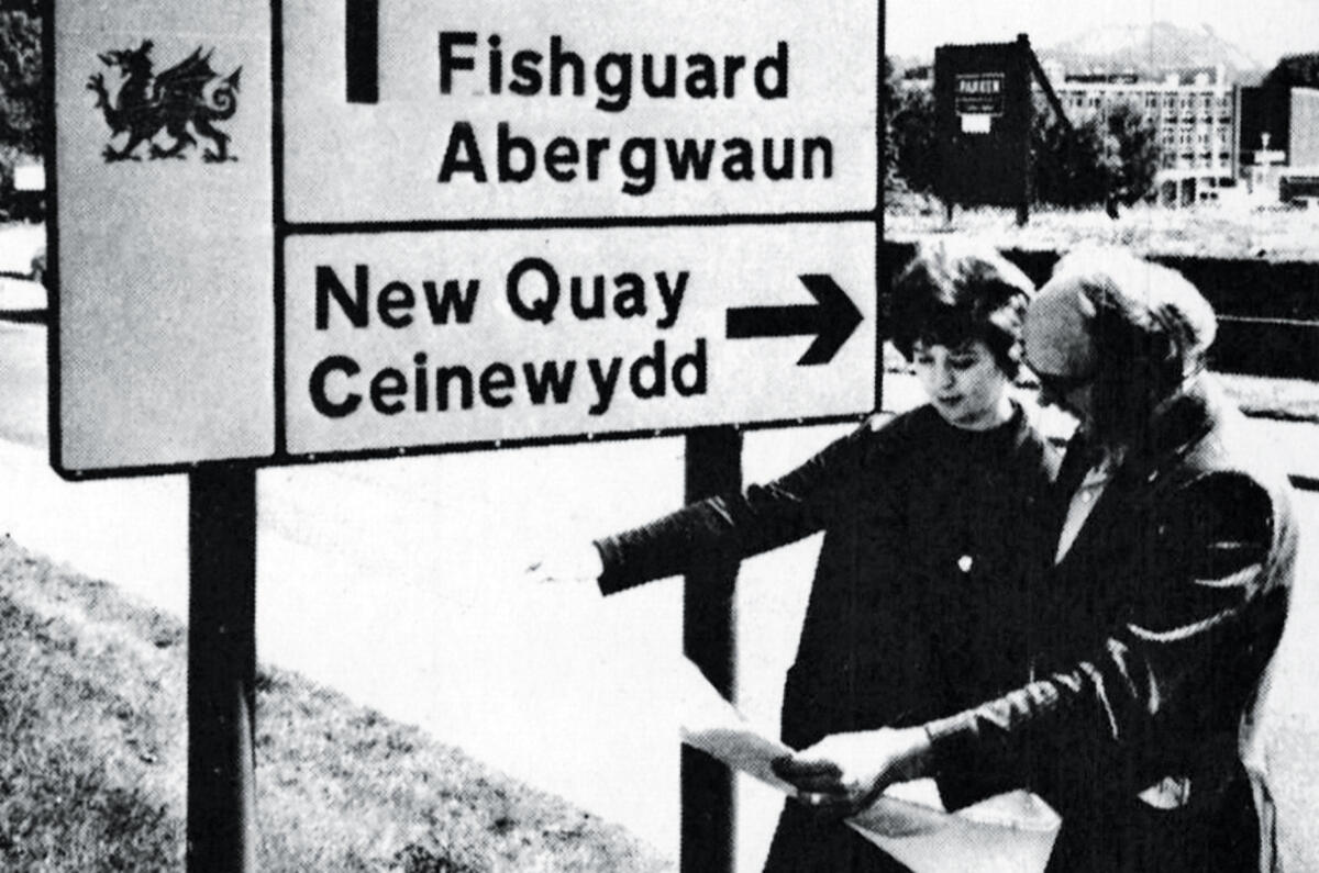 Wales biligual road sign 1974 Wales biligual road sign 1974