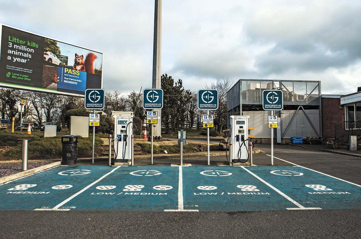 Watford gap EV chargers Watford gap EV chargers
