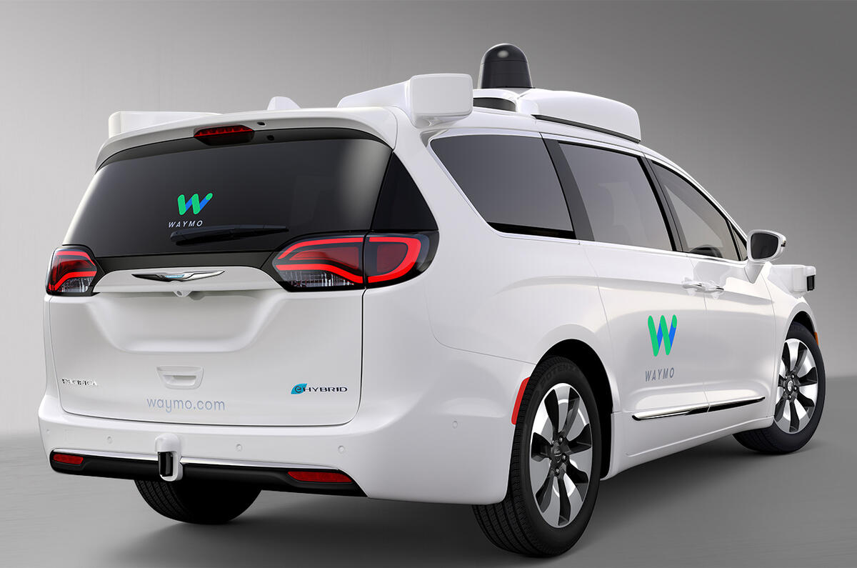Fiat Chrysler Automobiles provides Google with 100 driverless cars
