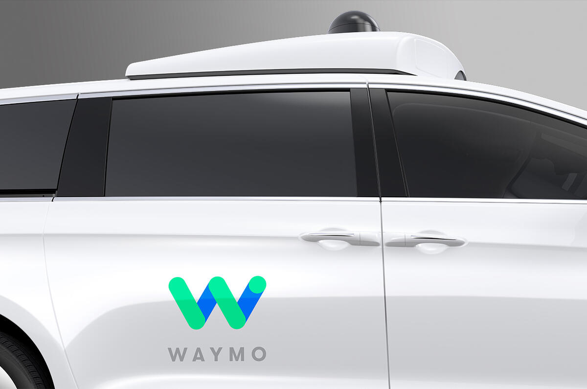 Fiat Chrysler Automobiles provides Google with 100 driverless cars