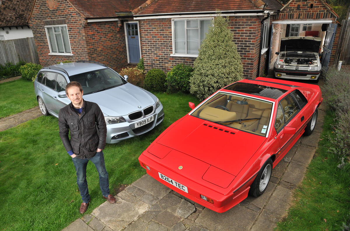 2009 BMW 318i Touring, 1985 Lotus Esprit, 1990 Peugeot 205 GTI