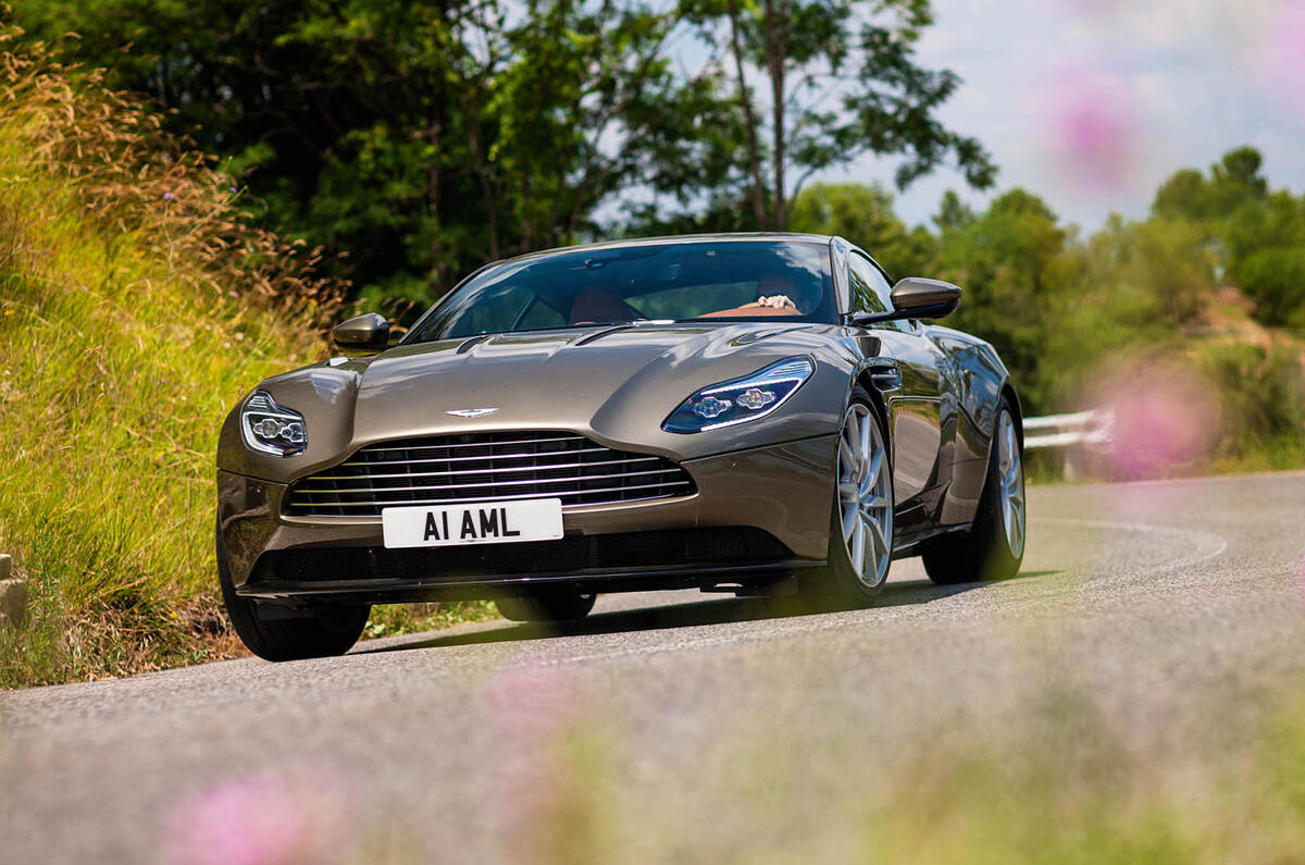 Aston Martin DB11