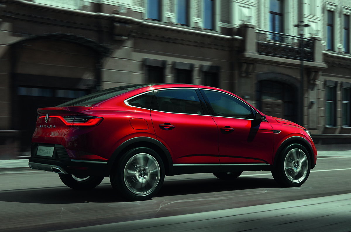 Renault launches Arkana coupe crossover at Moscow motor show