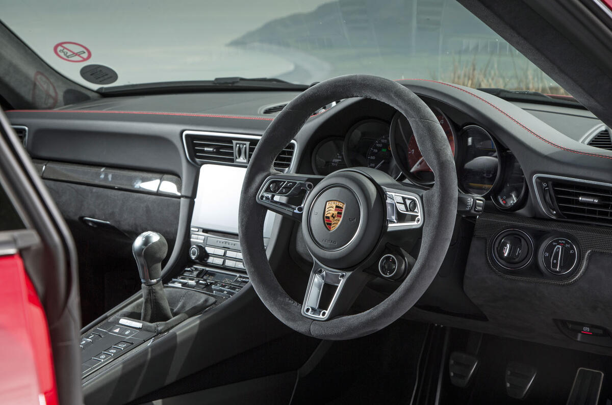 Sports car world cup final